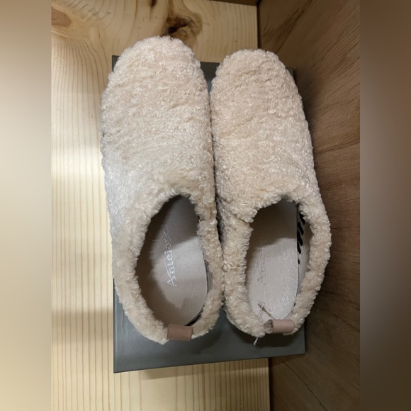 NEW! Antelope J26 Cream Sherpa Garbo - Picture 2 of 5